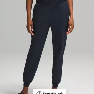 Lululemon Stretch High-Rise Jogger
